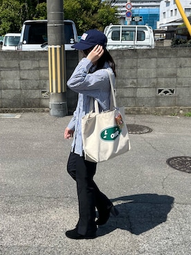 「アイテム（バッグ）」を使った、沙菜さん（レディース・154cm）の秋コーディネート