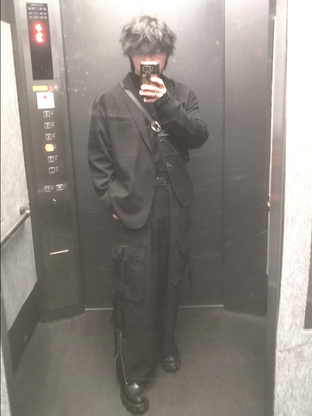 G.O.C（ジーオーシー）の「TRオーバーサイズテーラードJK×フレアパンツ