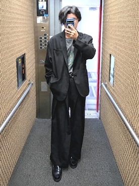 「ISSEY MIYAKE（イッセイミヤケ）のアイテム」を使った、TSUKASAさん（メンズ・174cm）の秋コーディネート