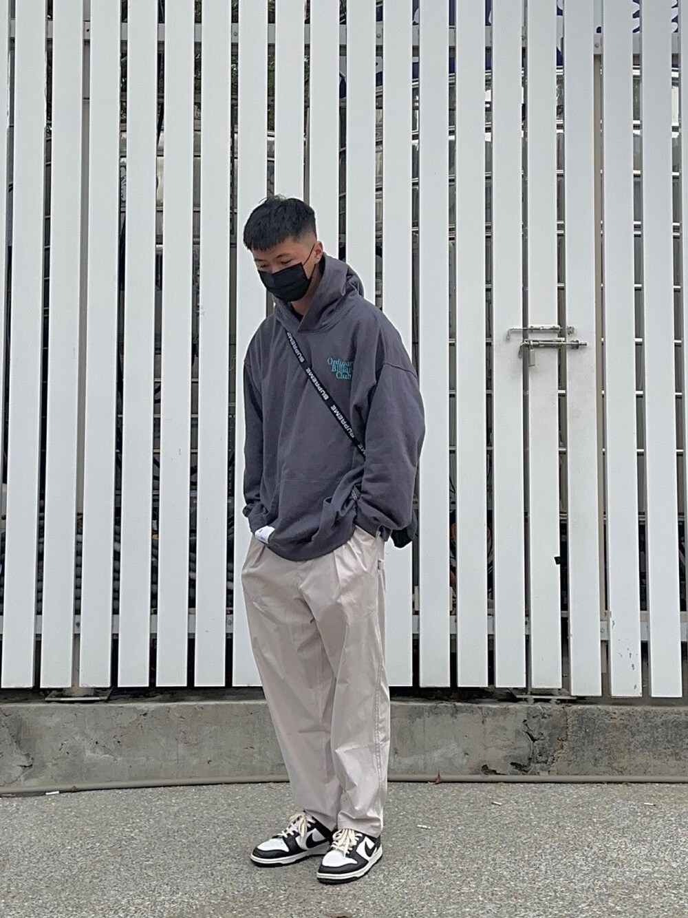 「supreme、dunk、ootd、outfit、outfitoftheday、winter」｜「ORDINARYのアイテム（その他トップス、パープル系）」を使った、Bryan  Hsiehさん（メンズ・180cm）の冬コーディネートの1枚目の写真