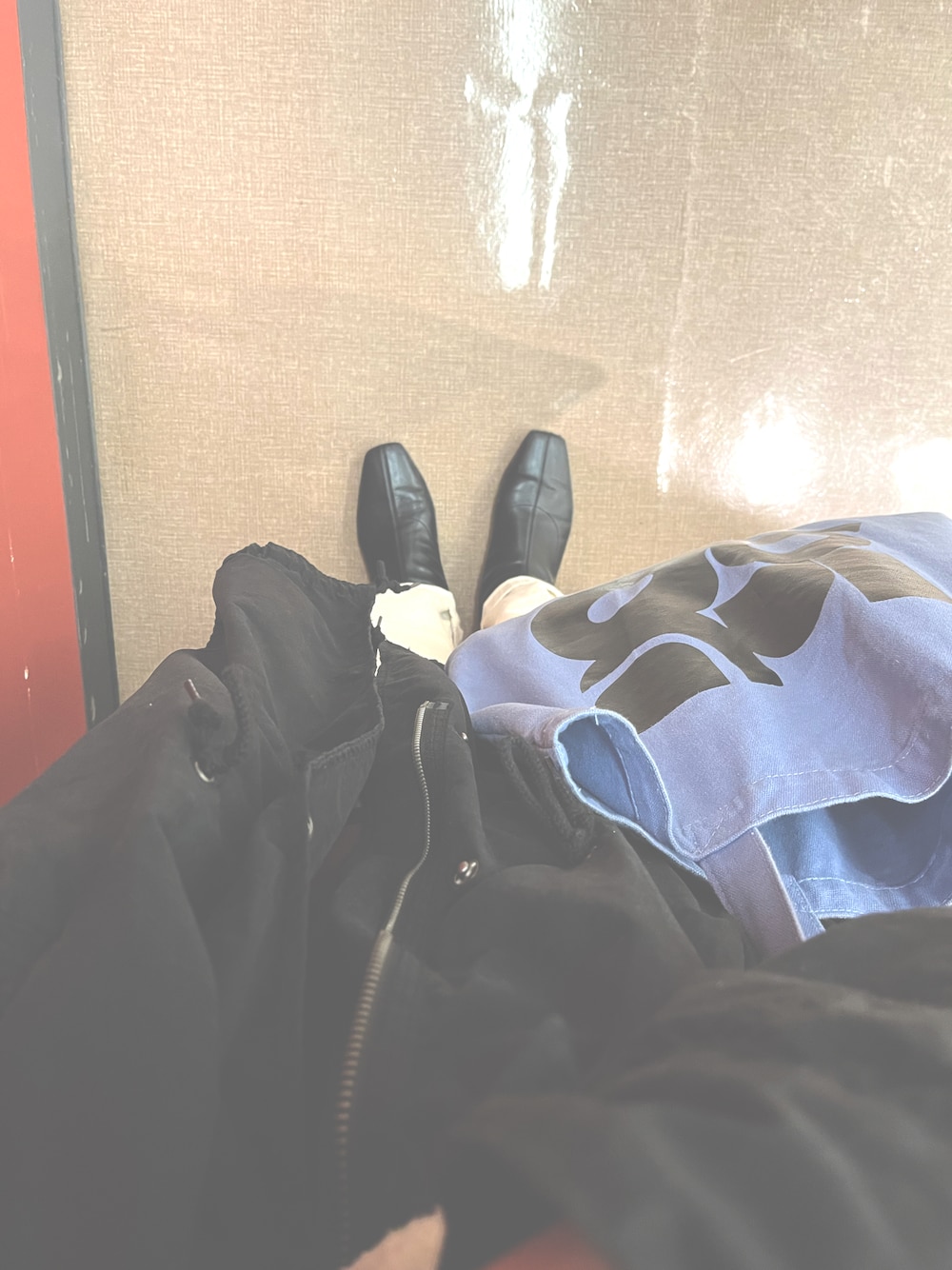 「今日のコーデ、ママコーデ、冬、ootd」｜「LOWRYS FARMのストレッチローブーツ　891771（ブーツ、ブラック系）」を使った、ukaさん（レディース・160cm）の冬コーディネートの1枚目の写真