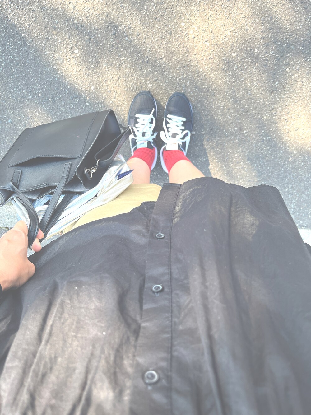「NIKEのナイキ チャレンジャー OG メンズシューズ / スニーカー/ Nike Challenger OG Men's Shoe（スニーカー、ブラック系）」を使った、ukaさん（レディース・160cm）の秋コーディネートの1枚目の写真