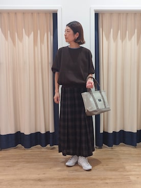 「Dessin（デッサン）の【UVカット/マシンウォッシャブル】6分袖配色ニット（ニット/セーター、ブラウン系）」を使った、pico1030さん（レディース）の夏コーディネート