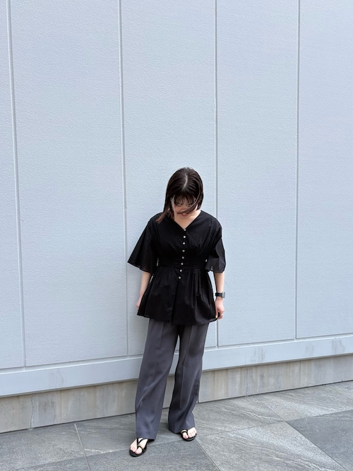 【新品未使用タグ付】iinesダークグレー リバーシブルパンツ ダブルクロスキュプラストレートパンツ（その他パンツ）｜URBAN
