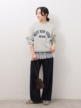 「JOURNAL STANDARD relume（ジャーナルスタンダード　レリューム）の《WEB限定追加2》ヴィンテージライクカレッジロゴスウェット（スウェット、ホワイト系）」を使った、RINさん（レディース・157cm）の春コーディネート