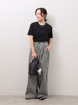 「JOURNAL STANDARD relume（ジャーナルスタンダード　レリューム）のコットンツイルギャザーワイドパンツ（その他パンツ、ブラック系）」を使った、RINさん（レディース・157cm）の春コーディネート
