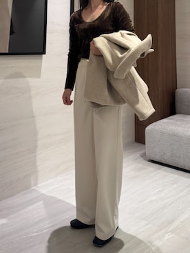 「AJUGA.（アジュガ）のアイテム」を使った、AJUGA.スタッフさん（レディース・160cm）の冬コーディネート