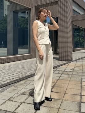 「AJUGA.（アジュガ）のアイテム」を使った、AJUGA.スタッフさん（レディース・161cm）の冬コーディネート