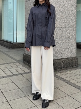 「アイテム（シャツ/ブラウス）」を使った、AJUGA.スタッフさん（レディース・168cm）の秋コーディネート