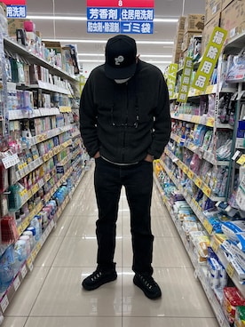 「アイテム（ジャケット/アウター、グレー系）」を使った、odd10976さん（メンズ・186cm）の冬コーディネート