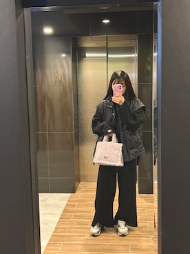 「アイテム（ダウンベスト）」を使った、riinaさん（レディース・153cm・20代）の秋コーディネート