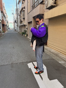 「NIKE（ナイキ）のアイテム（スニーカー、オレンジ系）」を使った、yodkさん（メンズ・172cm）の春コーディネート