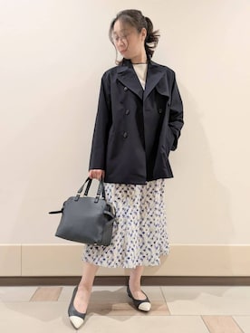 「アイテム（トレンチコート、ブルー系）」を使った、imamiさん（レディース・160cm）の冬コーディネート