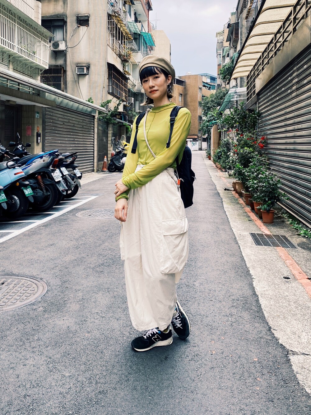 「MOUSSYのCANVAS ベレー（ハンチング/ベレー帽、ベージュ系）」を使った、さいさん（レディース・158cm）の春コーディネートの1枚目の写真