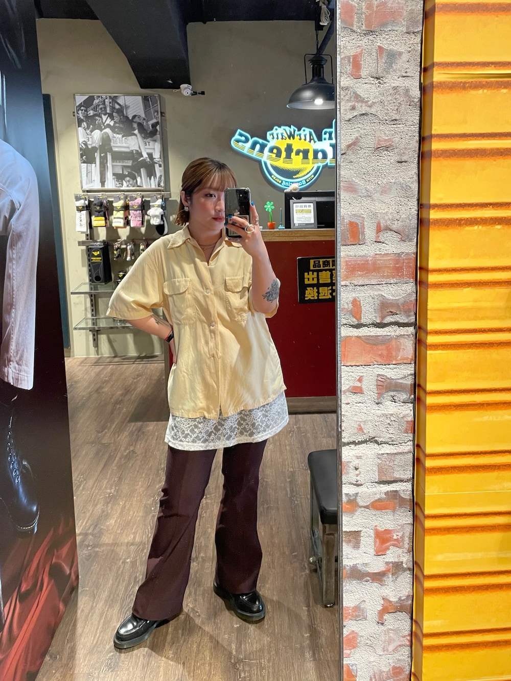 「SENSE OF PLACE by URBAN RESEARCHの『L, TALLサイズ/WEB限定』ストレッチセミフレアパンツ（スラックス、ホワイト系）」を使った、wslさん（レディース・154cm）の夏コーディネートの1枚目の写真