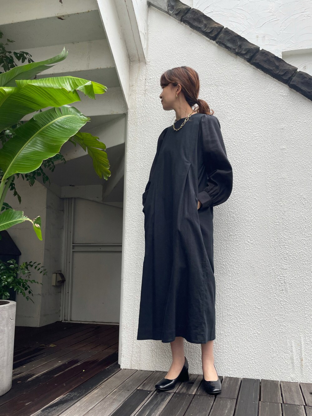 「ブラック、blackdress、ワンピース、秋コーデ、ootd、outfit、シック、FILDEFER、フィルデフェール」｜「FIL DE FERのLi/Cキャンバス コンビワンピース（ワンピース、ブラック系）」を使った、matsudo.さん（レディース・161cm）の夏コーディネートの1枚目の写真