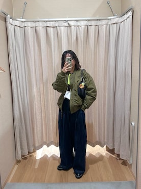 「アイテム（MA-1）」を使った、maccoさん（レディース・162cm）の冬コーディネート