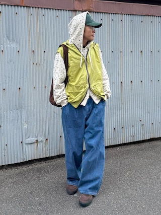「THE BOLDMAN(ザ ボールドマン)の2tuck wide denim / ツータックワイドデニム(デニムパンツ)」を使った、reijiro さん(メンズ・165cm)の春コーディネート