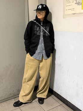 「アイテム（メッセンジャーバッグ）」を使った、reijiro さん（メンズ・165cm）の春コーディネート