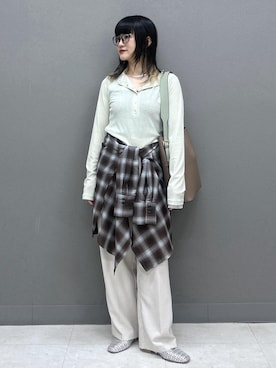 「VIS（ビス）のアイテム（パンツ）」を使った、yuさん（レディース・157cm）の夏コーディネート