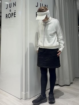 「アイテム（サンバイザー）」を使った、R.さん（レディース・157cm）の秋コーディネート