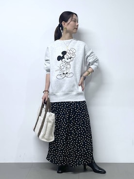 「アイテム（バングル/リストバンド）」を使った、shimomuさん（レディース・158cm・20代）の秋コーディネート