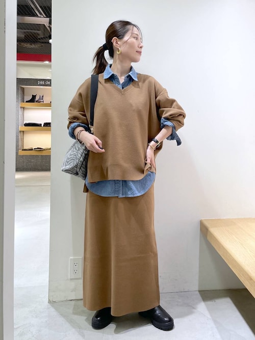 新品タグ付き☆バンヤードストーム デニムシャツ☆ルフィル ADORE 新品タグ付き☆バンヤードストーム デニムシャツ☆ルフィル