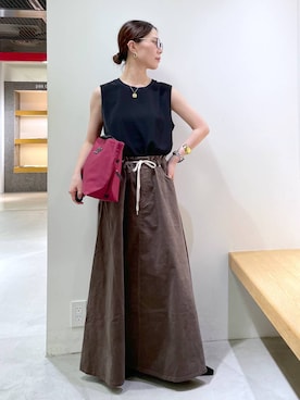 「アイテム（デジタル腕時計）」を使った、shimomuさん（レディース・158cm）の夏コーディネート