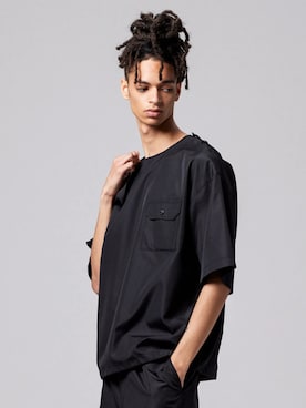 「TAION（タイオン）の【TAION(タイオン)】〈ユニセックス〉ノンダウン ミリタリー ハーフスリーブカットソー（Tシャツ/カットソー、ブラック系）」を使った、TAION OFFICIALさん（メンズ・181cm）の夏コーディネート