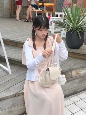 「UNIQLO（ユニクロ）のアイテム（その他アウター、ホワイト系）」を使った、sakiさん（レディース・167cm）の夏コーディネート