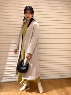 「LAGUNAMOON（ラグナムーン）のアイテム（ノーカラーコート）」を使った、YUNA KITAMURAさん（レディース・165cm）の冬コーディネート