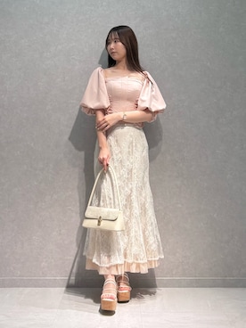 「MERCURYDUO（マーキュリーデュオ）のスエードハンドバッグ（ハンドバッグ、ホワイト系）」を使った、NANAさん（レディース・155cm）の夏コーディネート