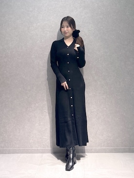 「MERCURYDUO（マーキュリーデュオ）のワイドリブスキッパーニットワンピース（ワンピース、ブラック系）」を使った、nanaさん（レディース・155cm）の秋コーディネート
