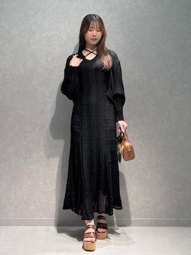 「MERCURYDUO（マーキュリーデュオ）のカットレースブロッキングマーメイドワンピース（ワンピース、ブラック系）」を使った、NANAさん（レディース・155cm）の春コーディネート