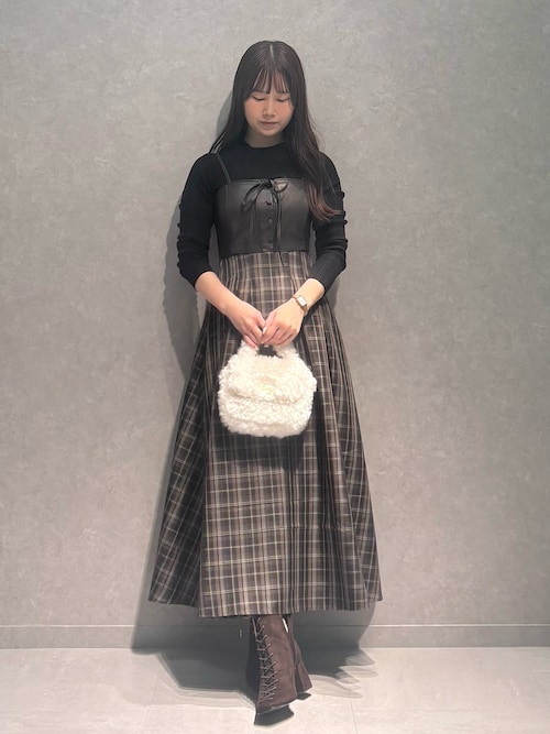 フェイクレザービスチェドッキングキャミワンピース（ワンピース