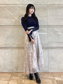 マーキュリーデュオ　オーガンジーフラワー刺繍スカート MERCURYDUO（マーキュリーデュオ）の「オーガンジーフラワー刺繍