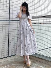 MERCURYDUO（マーキュリーデュオ）の「フレアースリーブフラワー