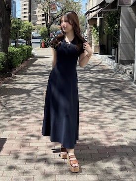 「MERCURYDUO（マーキュリーデュオ）のポロ衿ラッフルニットワンピース（ワンピース、ブルー系）」を使った、NANAさん（レディース・155cm）の春コーディネート