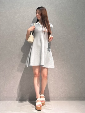 「MERCURYDUO（マーキュリーデュオ）のバイカラースキッパーフレアミニワンピース（ワンピース、グレー系）」を使った、NANAさん（レディース・155cm）の春コーディネート