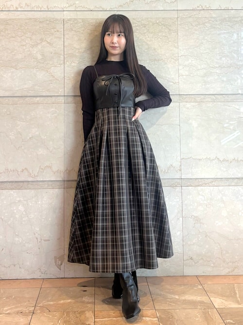 フェイクレザービスチェドッキングキャミワンピース（ワンピース