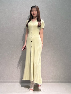 「MERCURYDUO（マーキュリーデュオ）のワイドリブスキッパーニットワンピース（ワンピース、グリーン系）」を使った、NANAさん（レディース・155cm）の春コーディネート