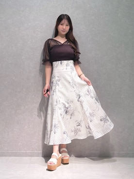 「MERCURYDUO（マーキュリーデュオ）のクリアベルトウェッジサンダル（サンダル、ホワイト系）」を使った、NANAさん（レディース・155cm）の夏コーディネート