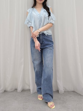 「MERCURYDUO（マーキュリーデュオ）のストレートデニムパンツ（デニムパンツ、ブルー系）」を使った、NANAさん（レディース・155cm）の春コーディネート