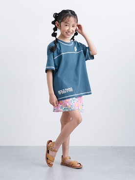 「nissen（ニッセン）の綿１００％ビッグシルエットステッチ配色Tシャツ（男の子・女の子）（Tシャツ/カットソー、ブルー系）」を使った、nissen Kids Modelsさん（キッズ・121cm）の春コーディネート