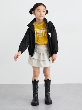 「アイテム（マウンテンパーカー）」を使った、nissen Kids Modelsさん（キッズ・124cm）の秋コーディネート