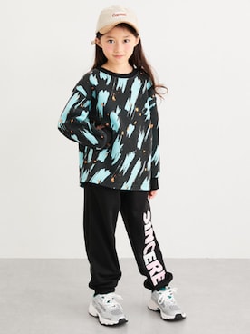 「アイテム（パンツ）」を使った、nissen Kids Modelsさん（キッズ・120cm）の秋コーディネート