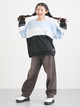 「アイテム（デニムパンツ）」を使った、nissen Kids Modelsさん（キッズ・145cm）の冬コーディネート