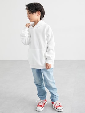 「アイテム（デニムパンツ）」を使った、nissen Kids Modelsさん（キッズ・120cm）の冬コーディネート