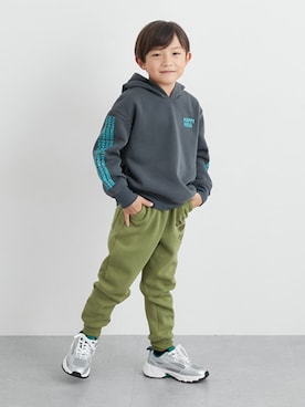 「アイテム（トップス）」を使った、nissen Kids Modelsさん（キッズ・120cm）の冬コーディネート