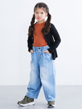 「nissen（ニッセン）の色が選べる♪ストレッチカーディガン（カーディガン/ボレロ、ブラック系）」を使った、nissen Kids Modelsさん（キッズ・120cm）の春コーディネート